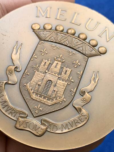 《竞宝斋》第438场 周日，周一，周二 3场连拍 （全场包邮） 法国城市建筑大铜章 直径71.6mm 重量177.5g 1982 丰饶角铜标