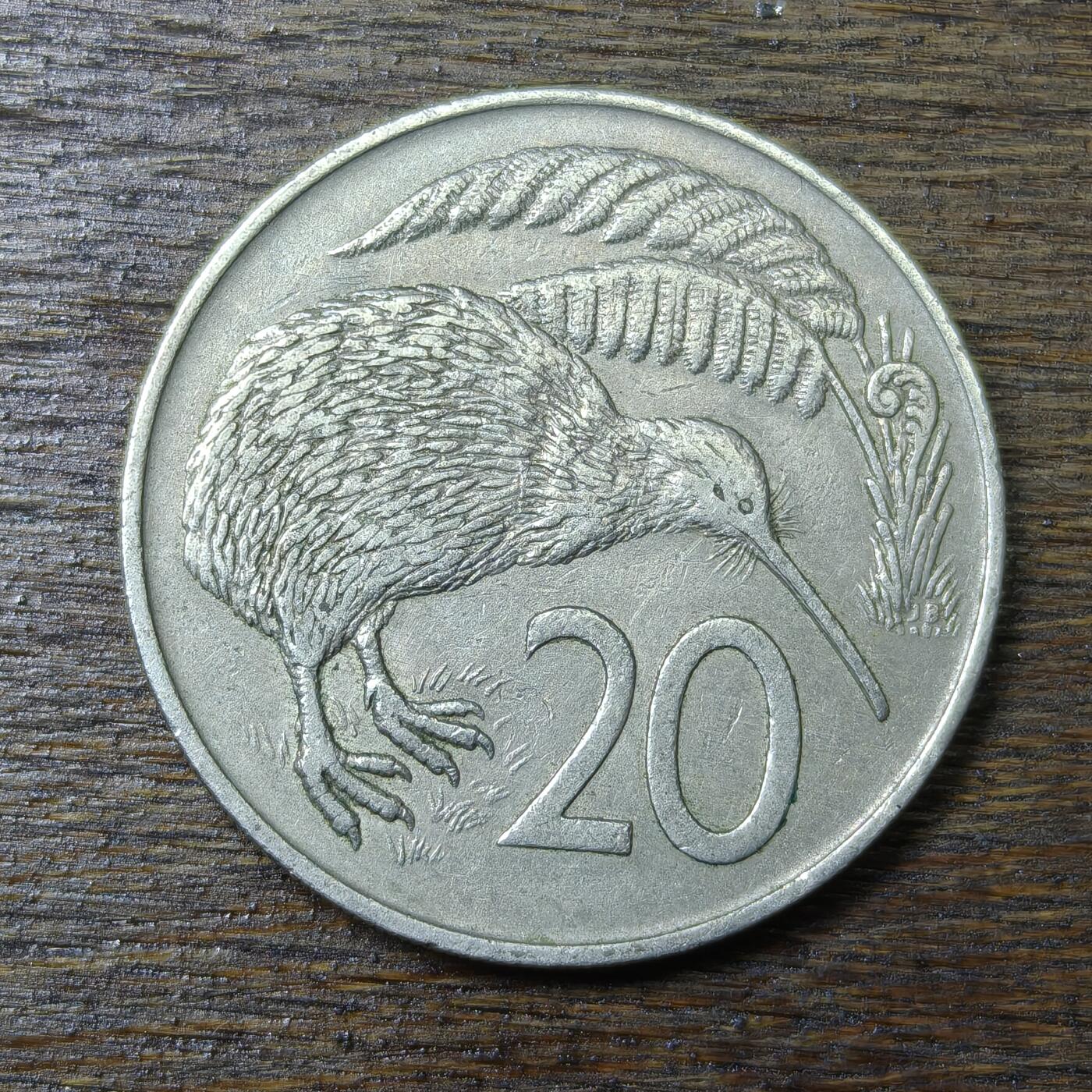 【铜匠收藏】★第132场★散币场，无佣金，30包邮。不满30元，支付5元运费。《接受代拍 代送NGC评级》 新西兰 1967年 20分 几维鸟