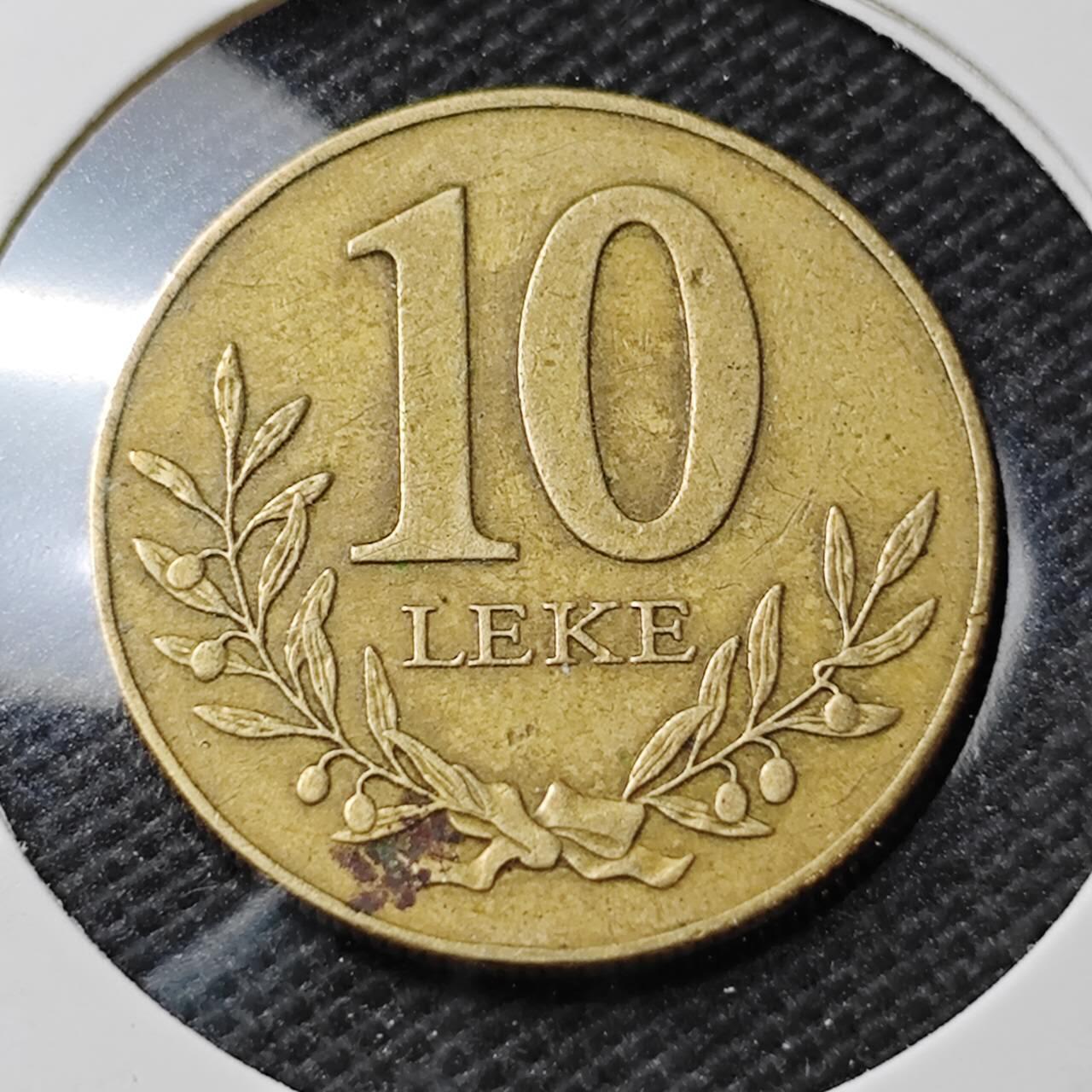 KK钱币收藏小铺  第371场  2月预留时间 周末发货  阿尔巴尼亚10列克