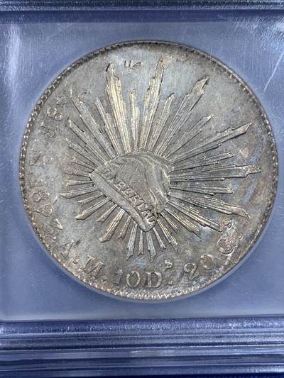 《竞宝斋》第438场 周日，周一，周二 3场连拍 （全场包邮） ICG MS63PL 墨西哥1893年MO AM鹰洋 ICG腰线老盒严评，双面镜面PL效果明显，金色彩浆，自由帽面“天”字硬戳 鹰面有铸缺，细节见图。