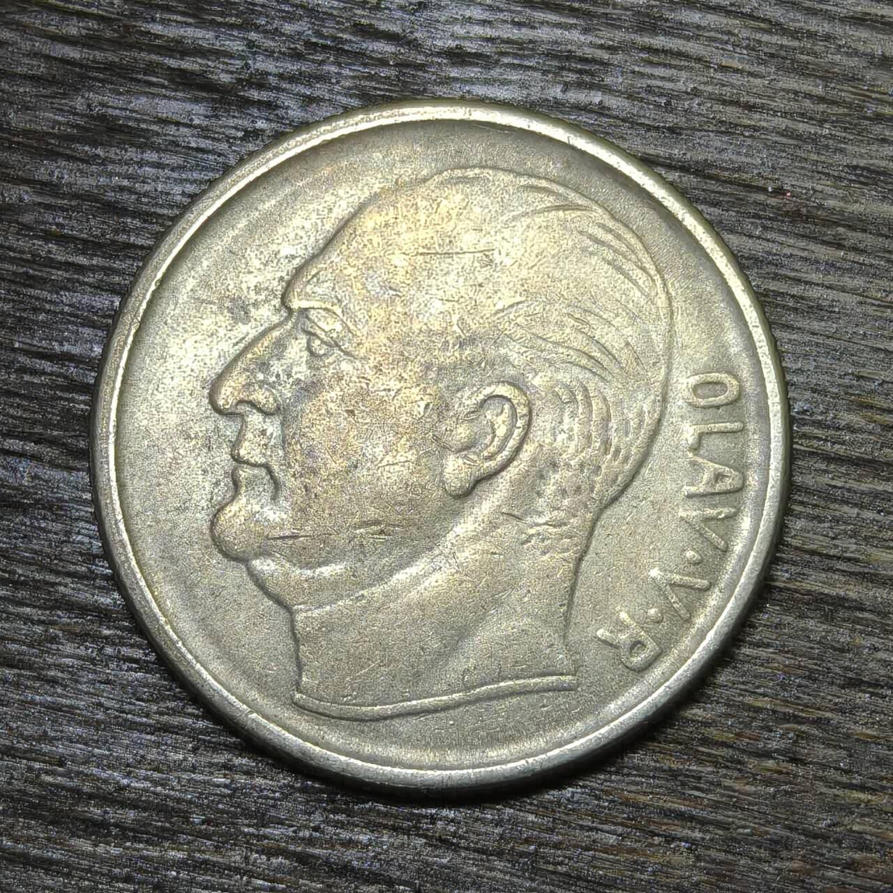 【铜匠收藏】★第132场★散币场，无佣金，30包邮。不满30元，支付5元运费。《接受代拍 代送NGC评级》 挪威 1967年 1克朗 铜镍币 骏马 奥拉夫五世国王