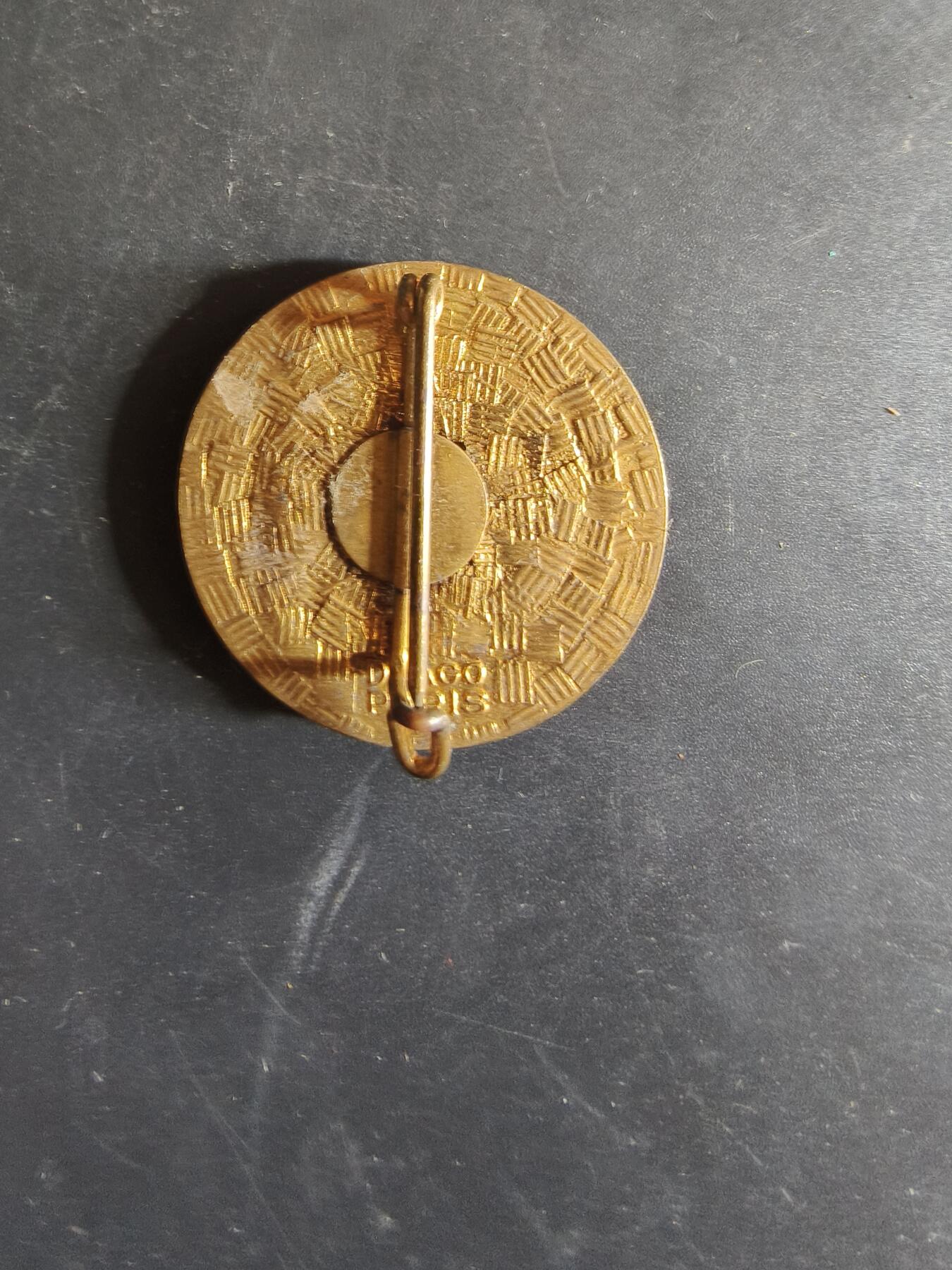 老王徽章第163期 13-15日三场连拍 16日统一发货  13、14日结束后可寄存 法国证章