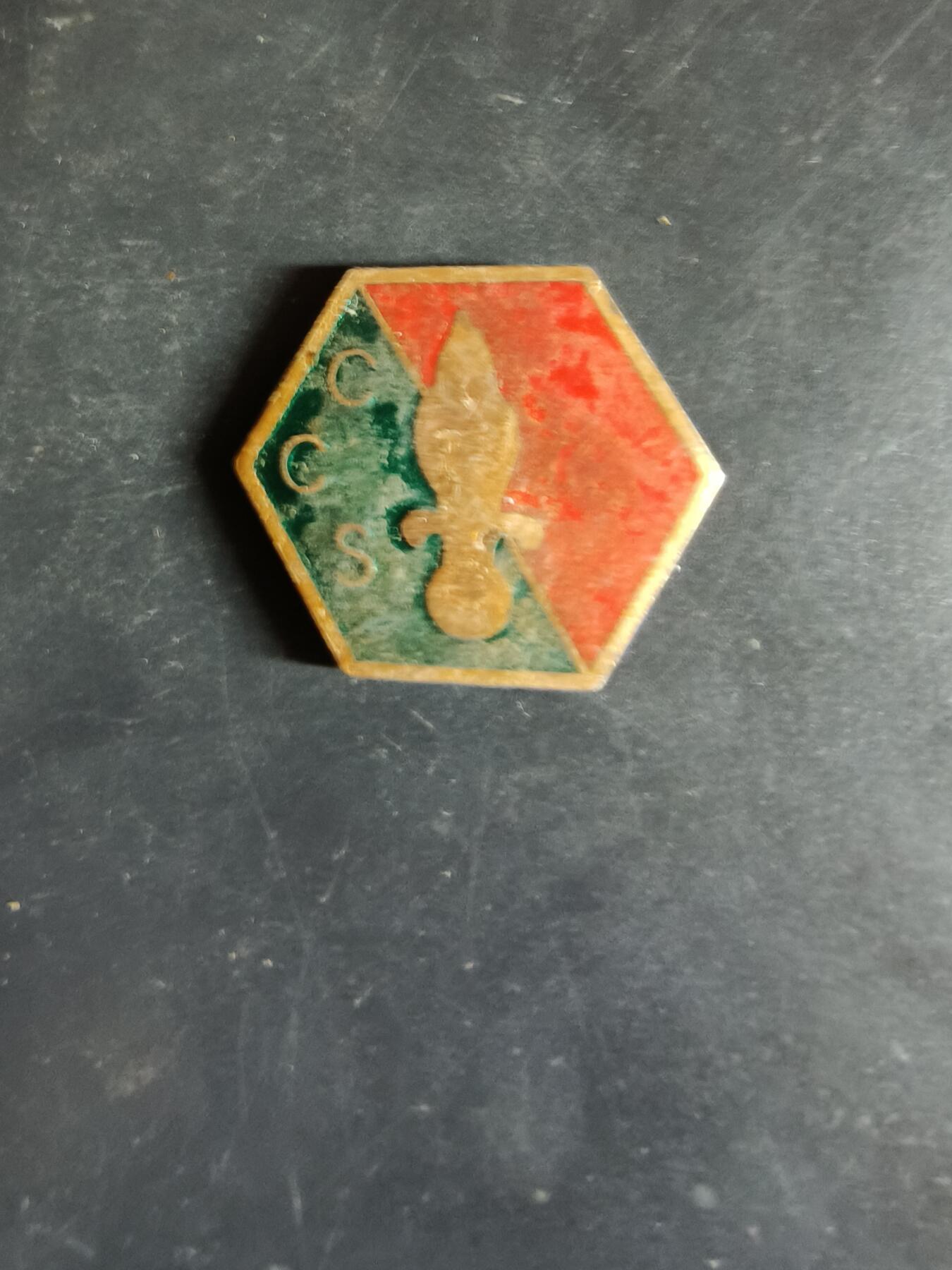 老王徽章第163期 13-15日三场连拍 16日统一发货  13、14日结束后可寄存 法国证章