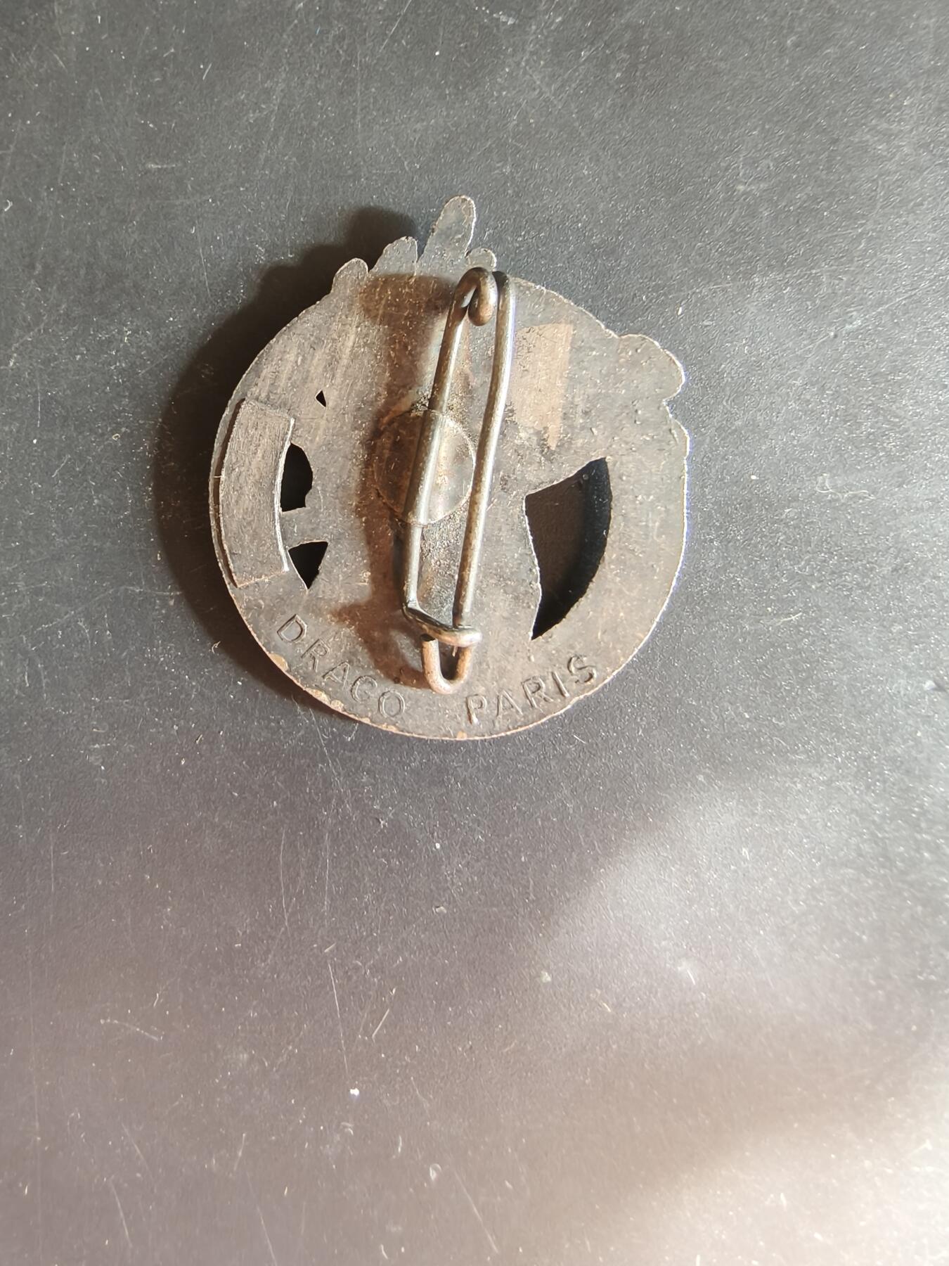 老王徽章第163期 13-15日三场连拍 16日统一发货  13、14日结束后可寄存 法国证章