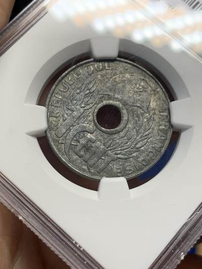 《竞宝斋》第438场 周日，周一，周二 3场连拍 （全场包邮） NGC MS62 法属印支1941花帽1分锌币 保存非常难得