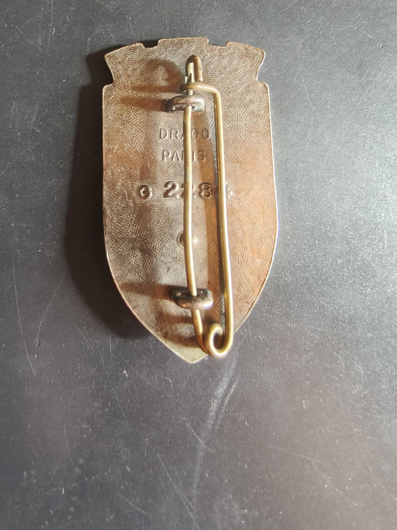 老王徽章第163期 13-15日三场连拍 16日统一发货  13、14日结束后可寄存 法国证章