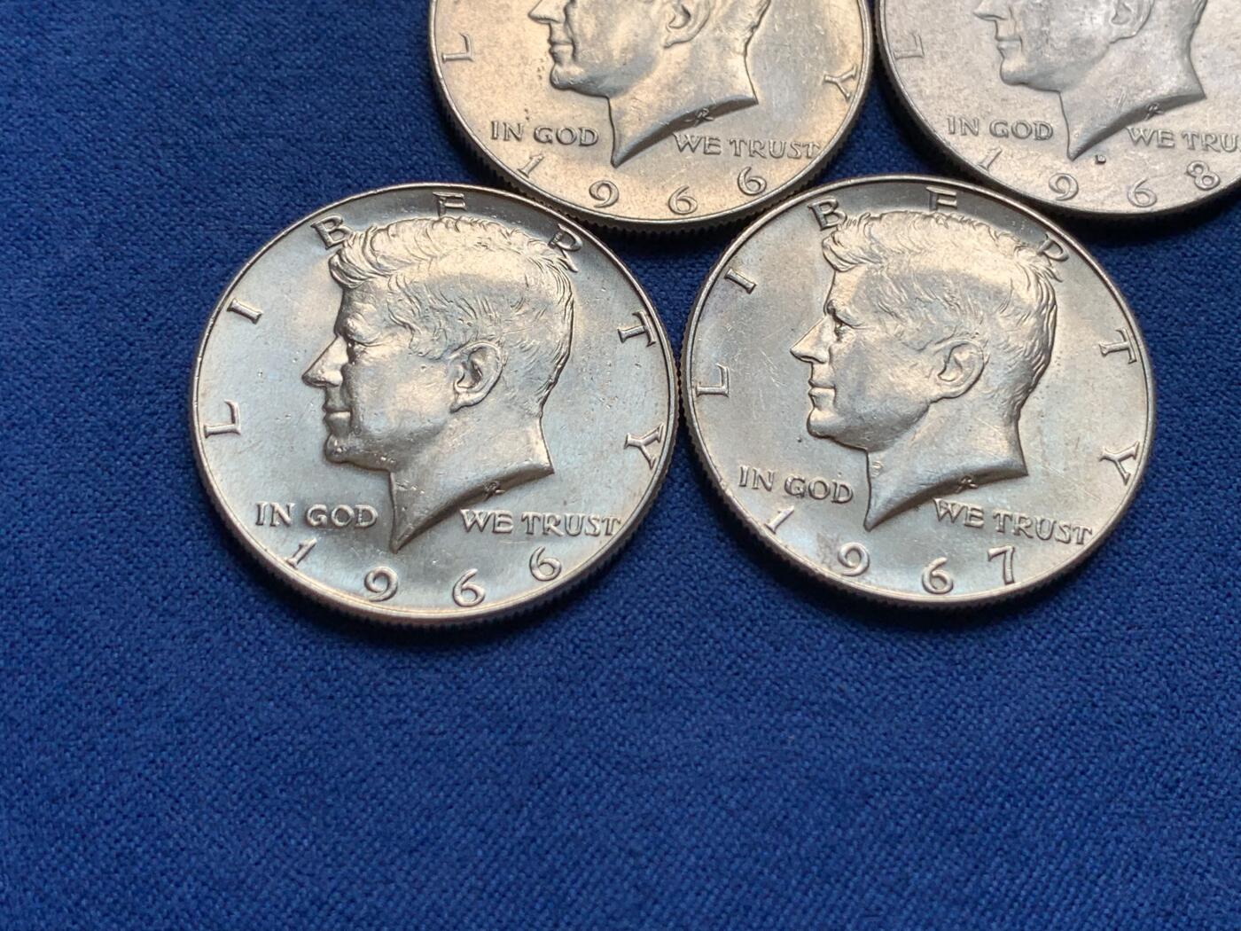 《竞宝斋》第438场 周日，周一，周二 3场连拍 （全场包邮） 四枚一组 美国1966-1968年肯尼迪半美元银币
