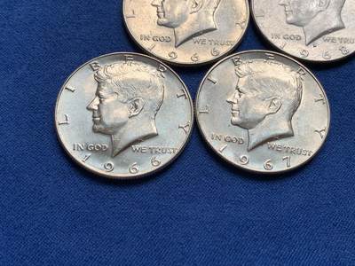 《竞宝斋》第438场 周日，周一，周二 3场连拍 （全场包邮） 四枚一组 美国1966-1968年肯尼迪半美元银币