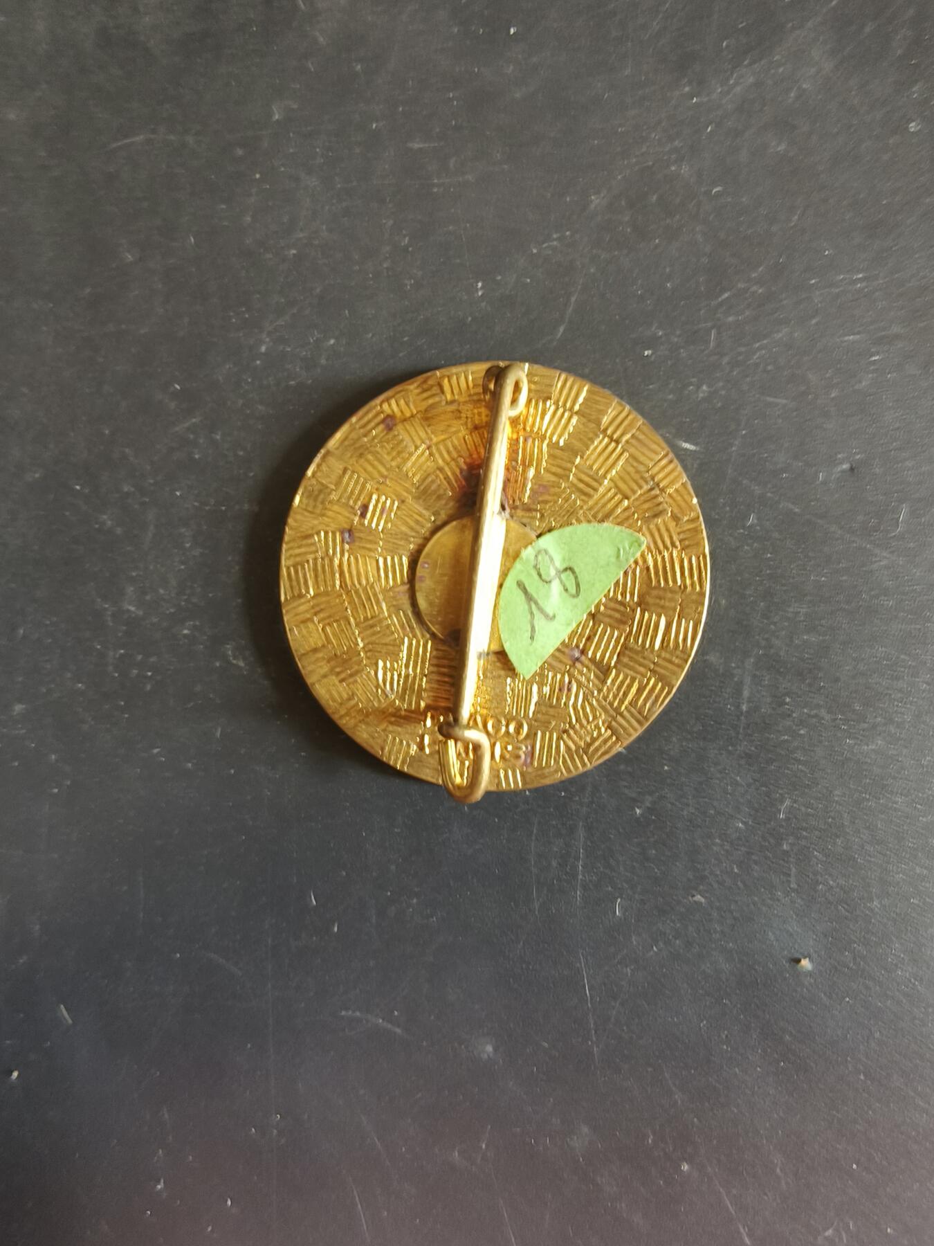 老王徽章第163期 13-15日三场连拍 16日统一发货  13、14日结束后可寄存 法国证章