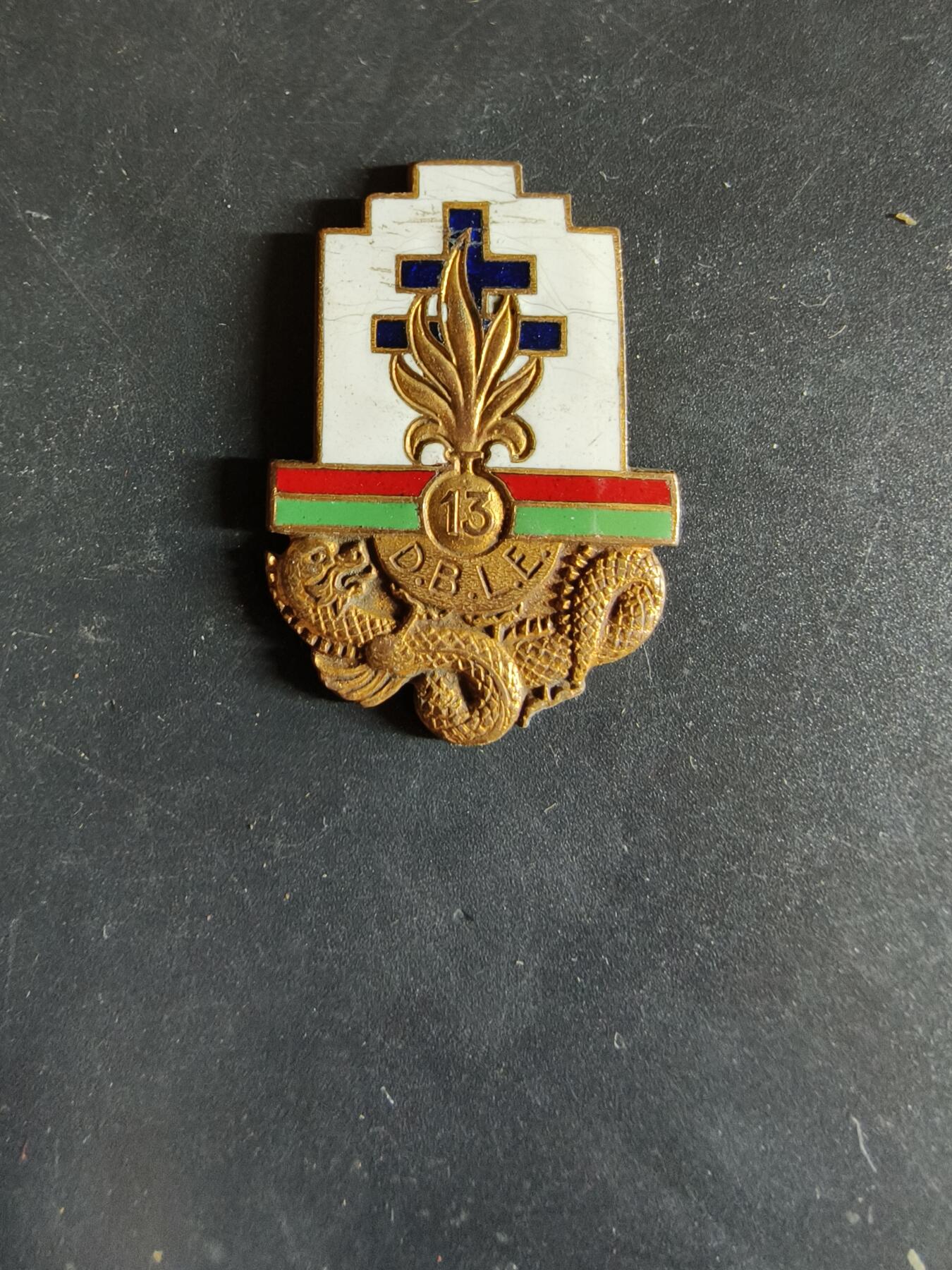 老王徽章第163期 13-15日三场连拍 16日统一发货  13、14日结束后可寄存 法国证章