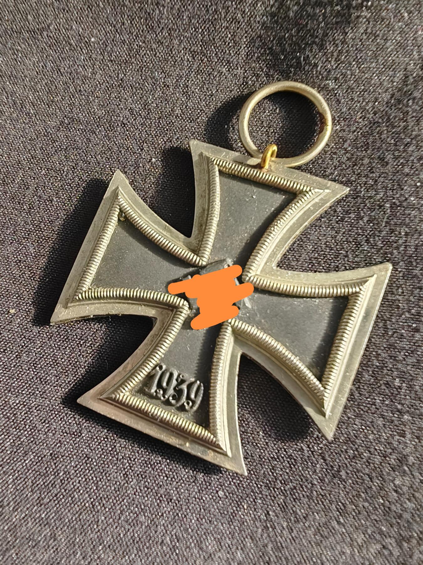 时顺第二十五拍 德国二级铁十字，挖土修复，品相稍好，章体有开缝