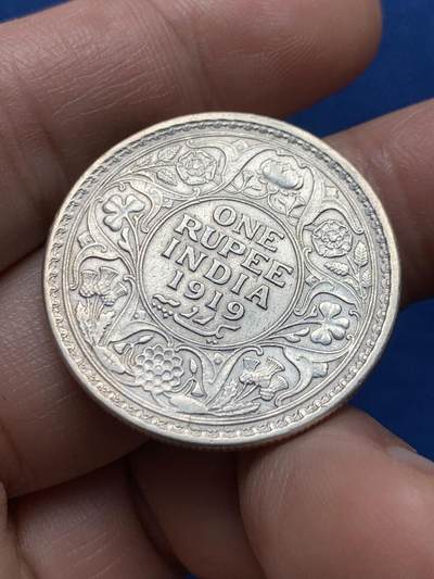 《竞宝斋》第438场 周日，周一，周二 3场连拍 （全场包邮） 英属印度 1919年 乔治五世 1卢比银币