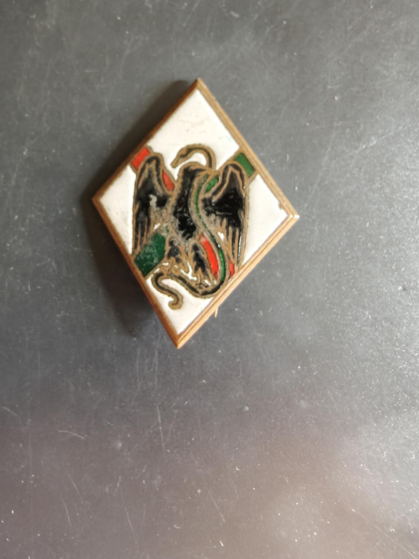 老王徽章第163期 13-15日三场连拍 16日统一发货  13、14日结束后可寄存 法国证章