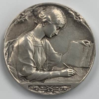 掌中浮雕-藏着的欧洲第042场 - 法国学习的少女镀银铜章， 41mm ,Lenoir雕刻