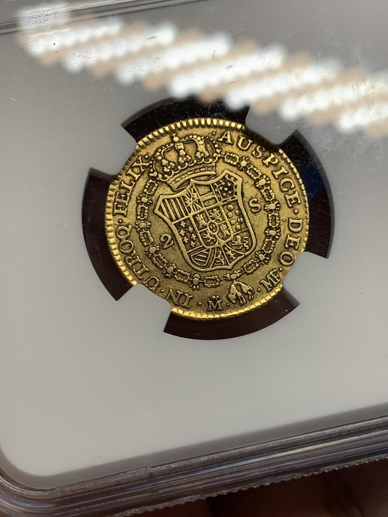 《竞宝斋》第438场 周日，周一，周二 3场连拍 （全场包邮） NGC XF45 西班牙1793/2年卡洛斯四世 2埃斯库多金币 骑字版 6.77克 875金 细节不错