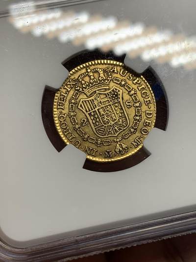 《竞宝斋》第438场 周日，周一，周二 3场连拍 （全场包邮） NGC XF45 西班牙1793/2年卡洛斯四世 2埃斯库多金币 骑字版 6.77克 875金 细节不错