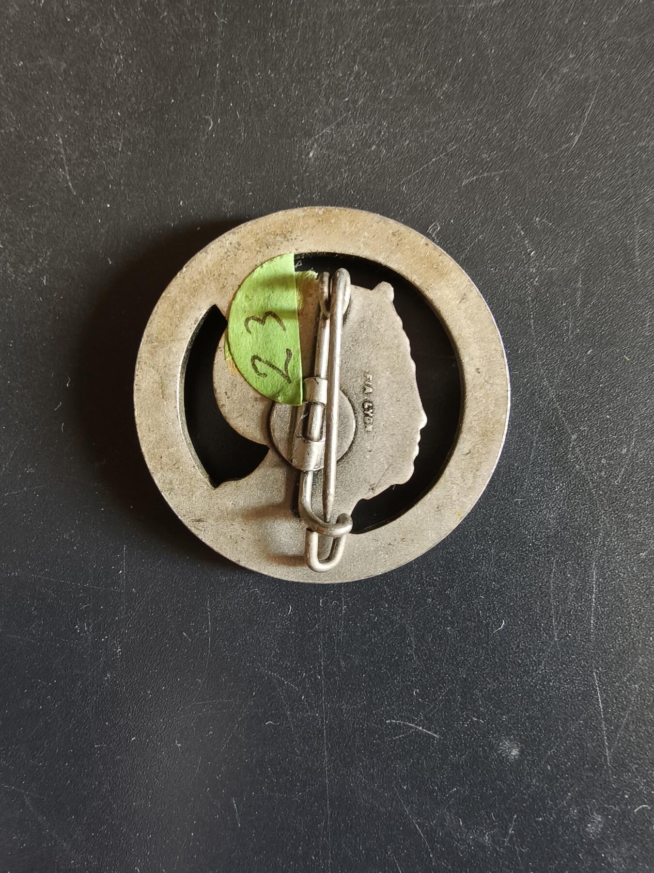 老王徽章第163期 13-15日三场连拍 16日统一发货  13、14日结束后可寄存 法国证章