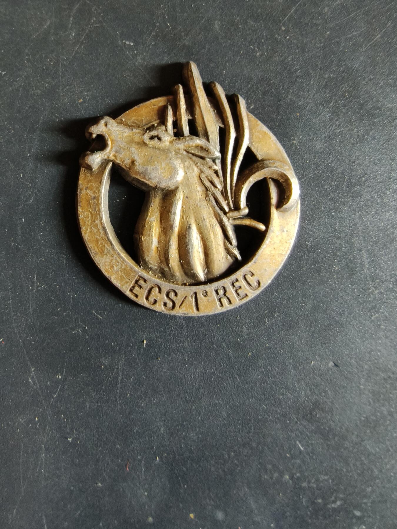 老王徽章第163期 13-15日三场连拍 16日统一发货  13、14日结束后可寄存 法国证章