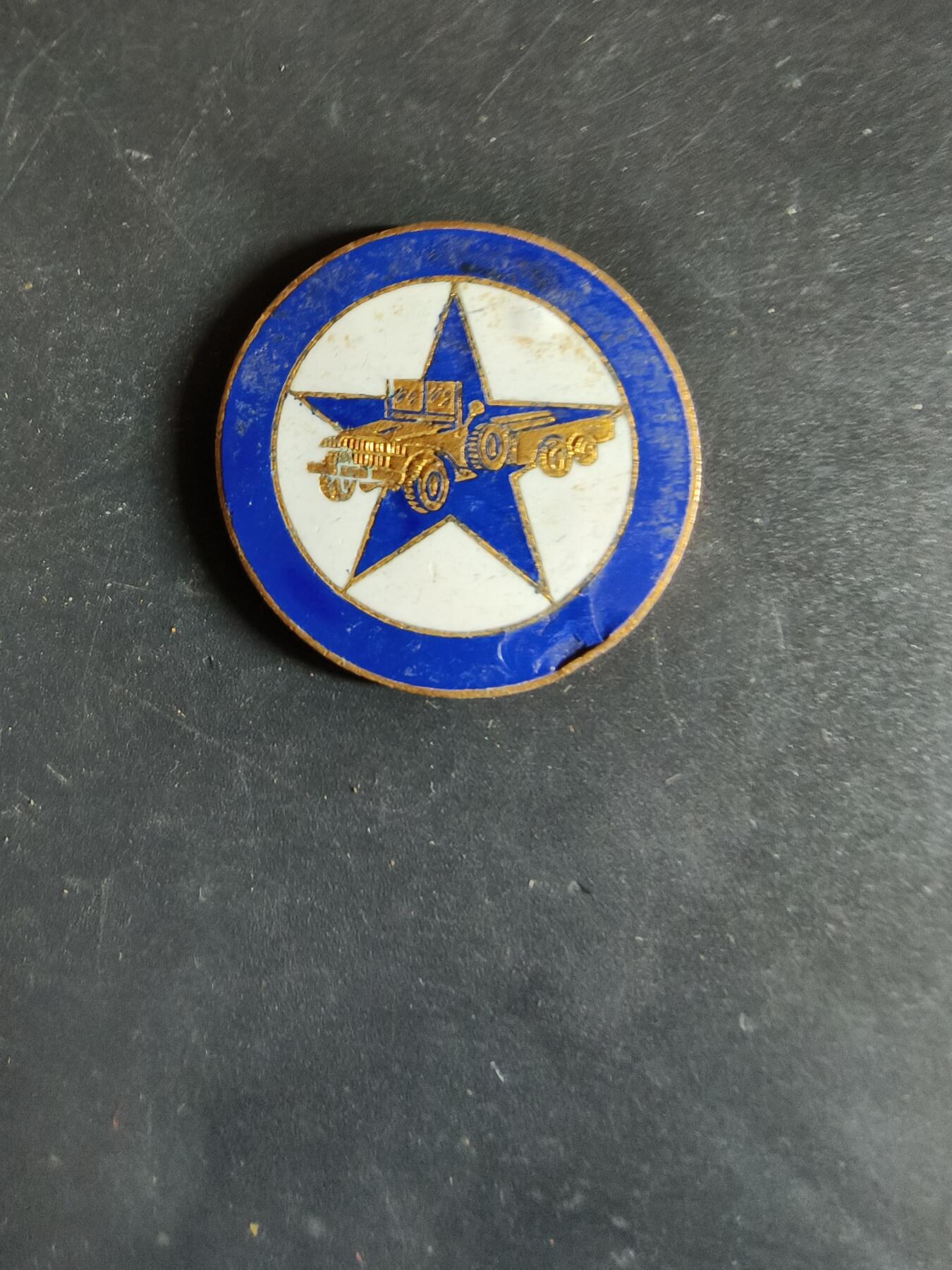 老王徽章第163期 13-15日三场连拍 16日统一发货  13、14日结束后可寄存 法国证章