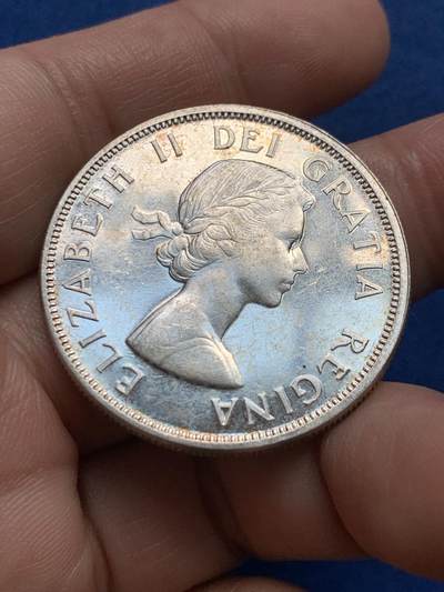 《竞宝斋》第438场 周日，周一，周二 3场连拍 （全场包邮） 加拿大1963年伊丽莎白二世划船1加元银币