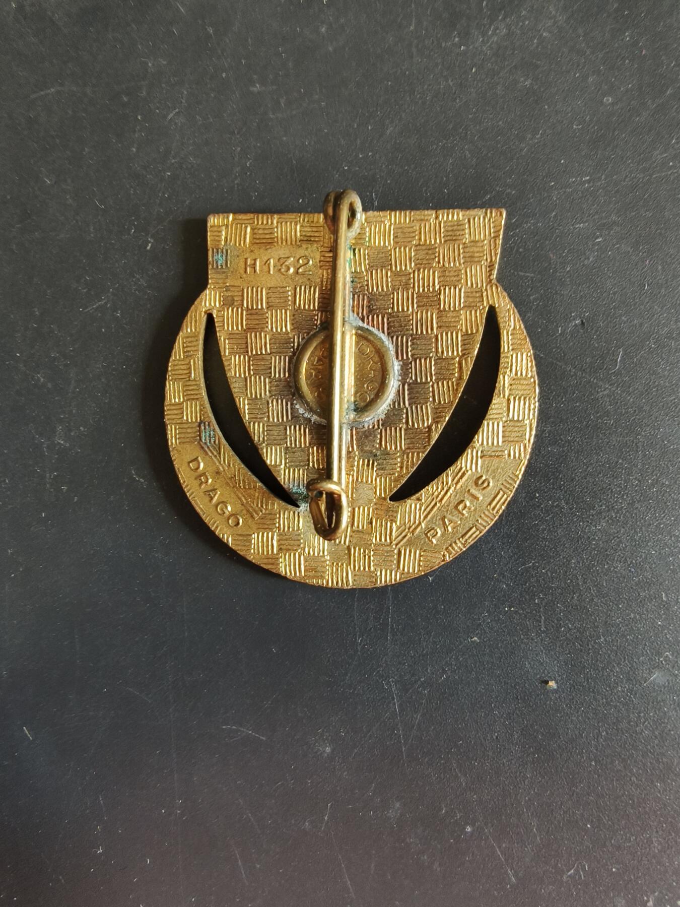 老王徽章第163期 13-15日三场连拍 16日统一发货  13、14日结束后可寄存 法国证章