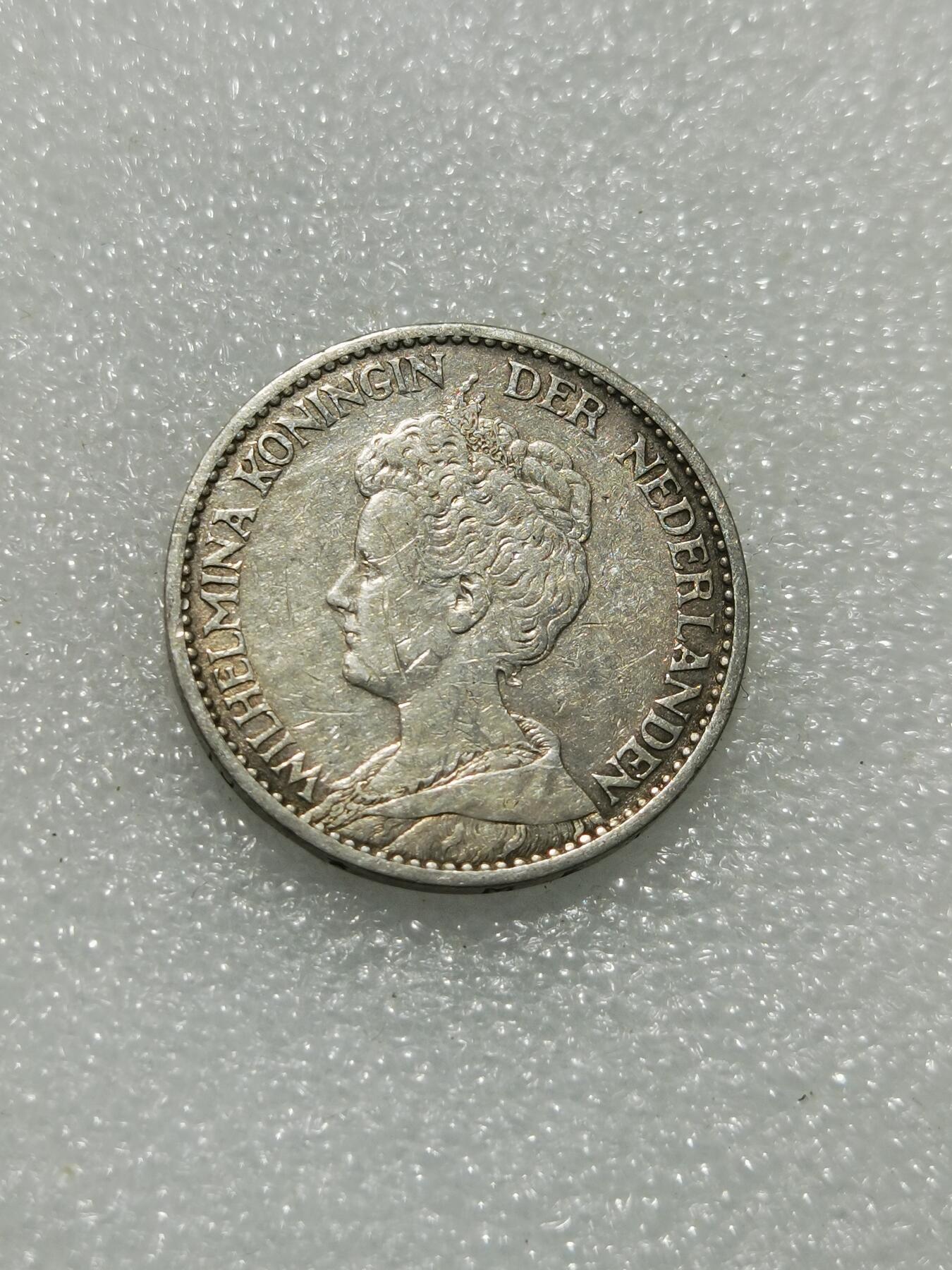 天下钱庄专场欢迎参拍 1914荷兰威廉敏娜女王1盾银币，少见版