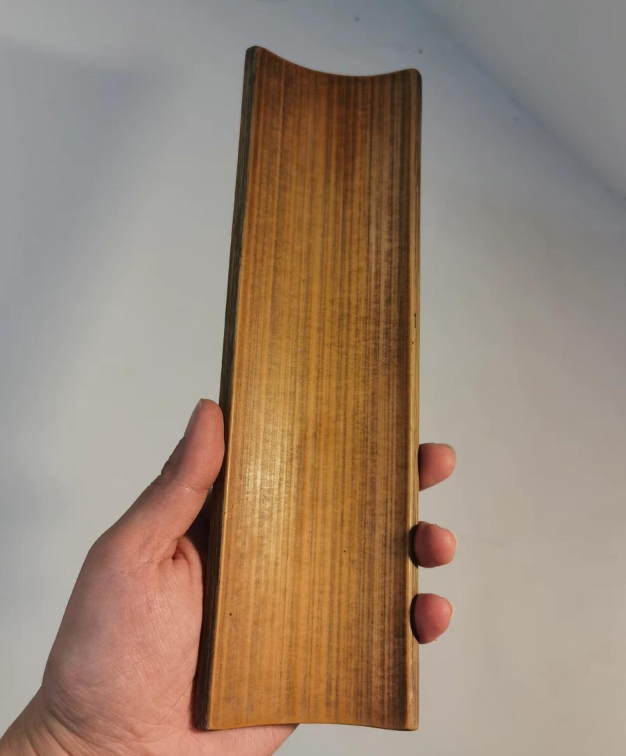 兰馨堂古玩杂项专场 竹雕风景人物臂搁镇纸 