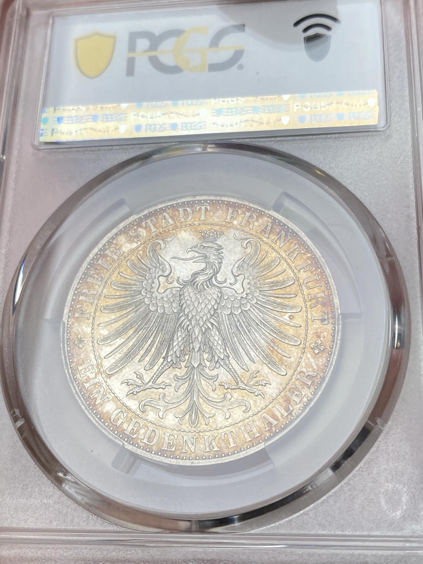 万国钱币拍卖第055期 PCGS MS62 1863法兰克福王子议会1泰勒 经典法兰城景观品种 顶级五彩状态难得