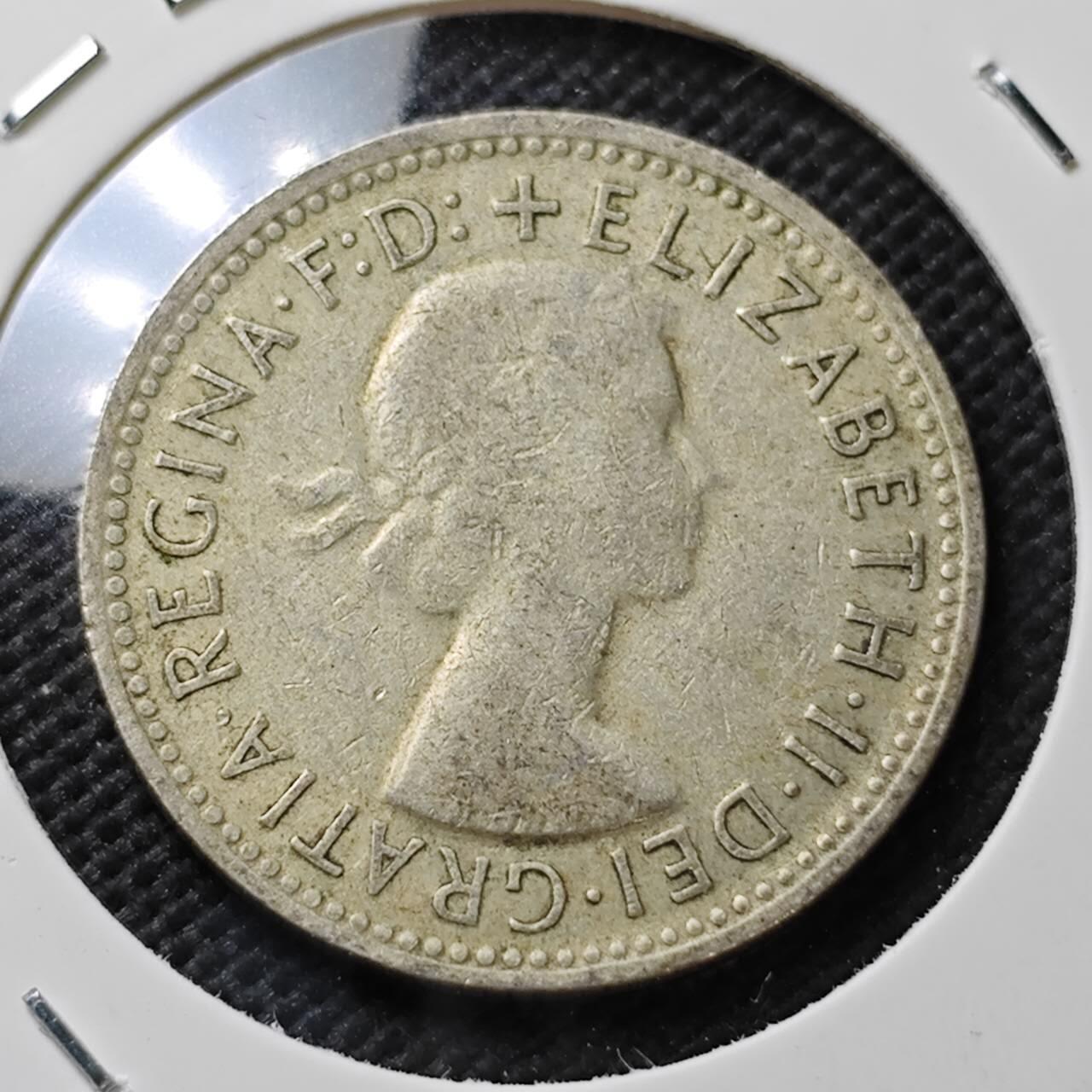 KK钱币收藏小铺  第373场  2月预留时间 周末发货  1956澳大利亚1先令银币