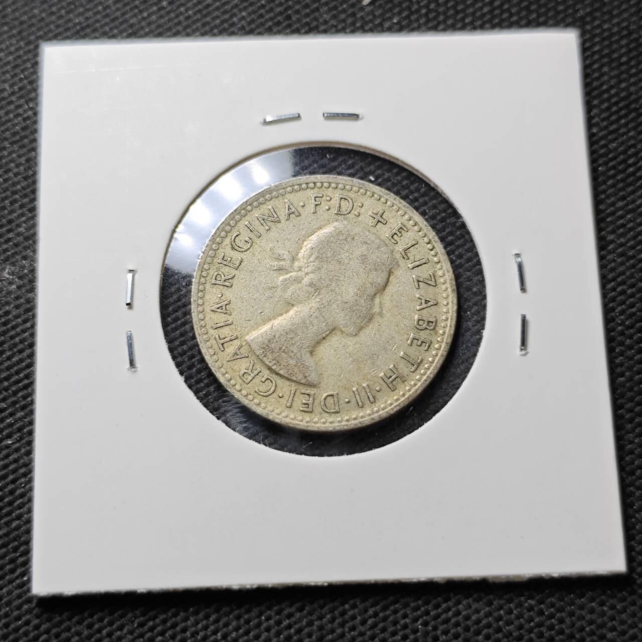 KK钱币收藏小铺  第373场  2月预留时间 周末发货  1956澳大利亚1先令银币