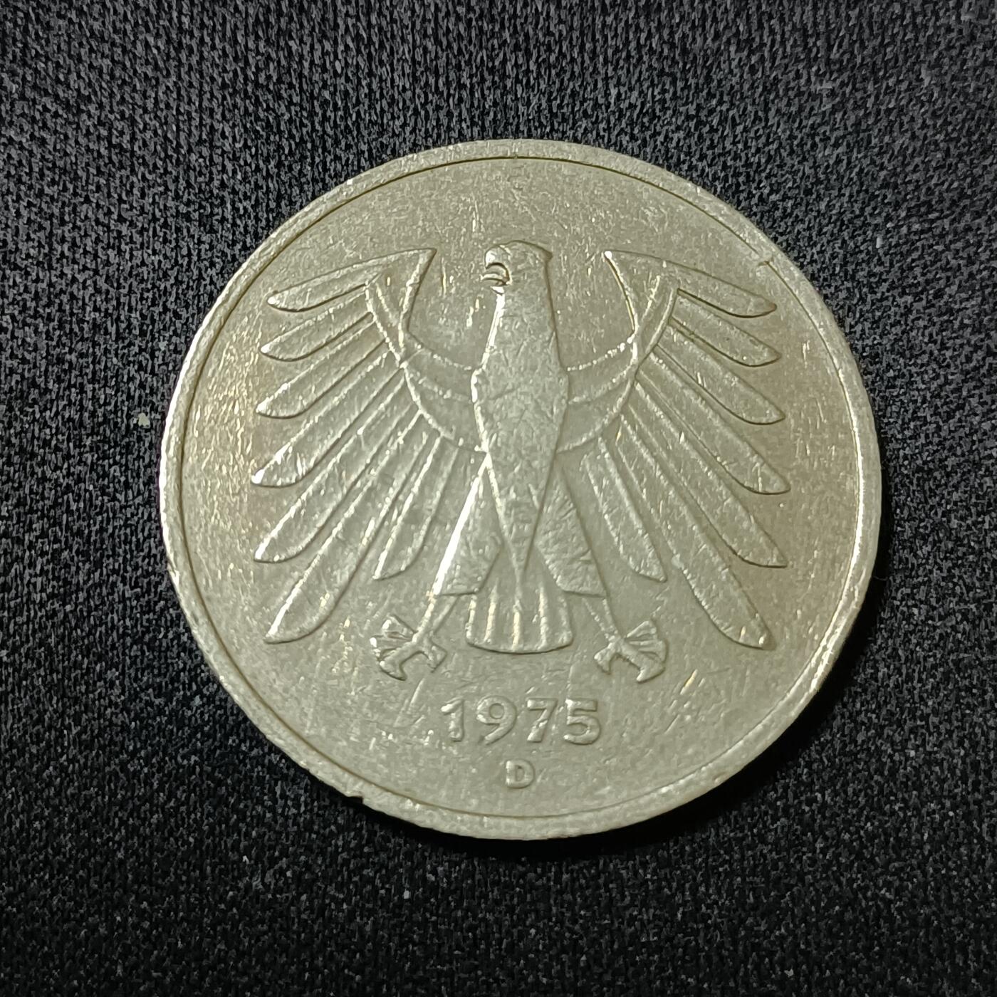 【游宝拍卖】乙巳蛇年88期 佣金1+6% 德国-5马克 1975年