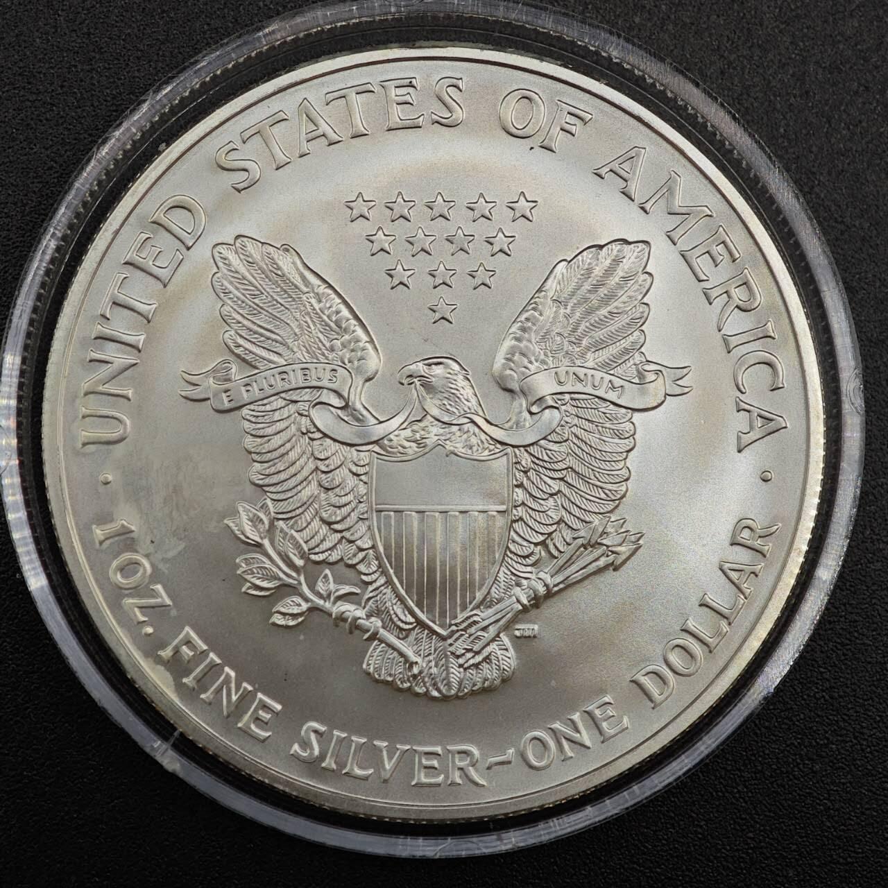 【淘币小摊】实时拍第七百九十九拍   银币套币场   满百包邮可预留二周 每周一统一发货   美国2005年行走鹰洋一盎司999银币镀泰坦尼克号彩绘