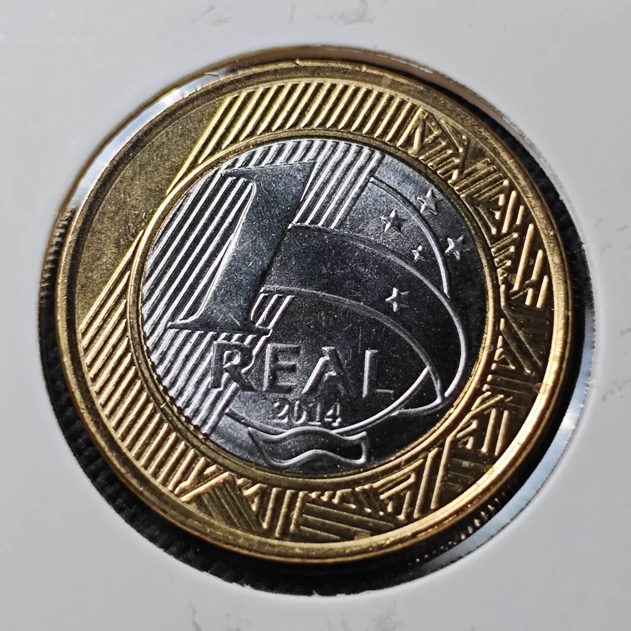 KK钱币收藏小铺  第373场  2月预留时间 周末发货  巴西1瑞尔双色币纪念币