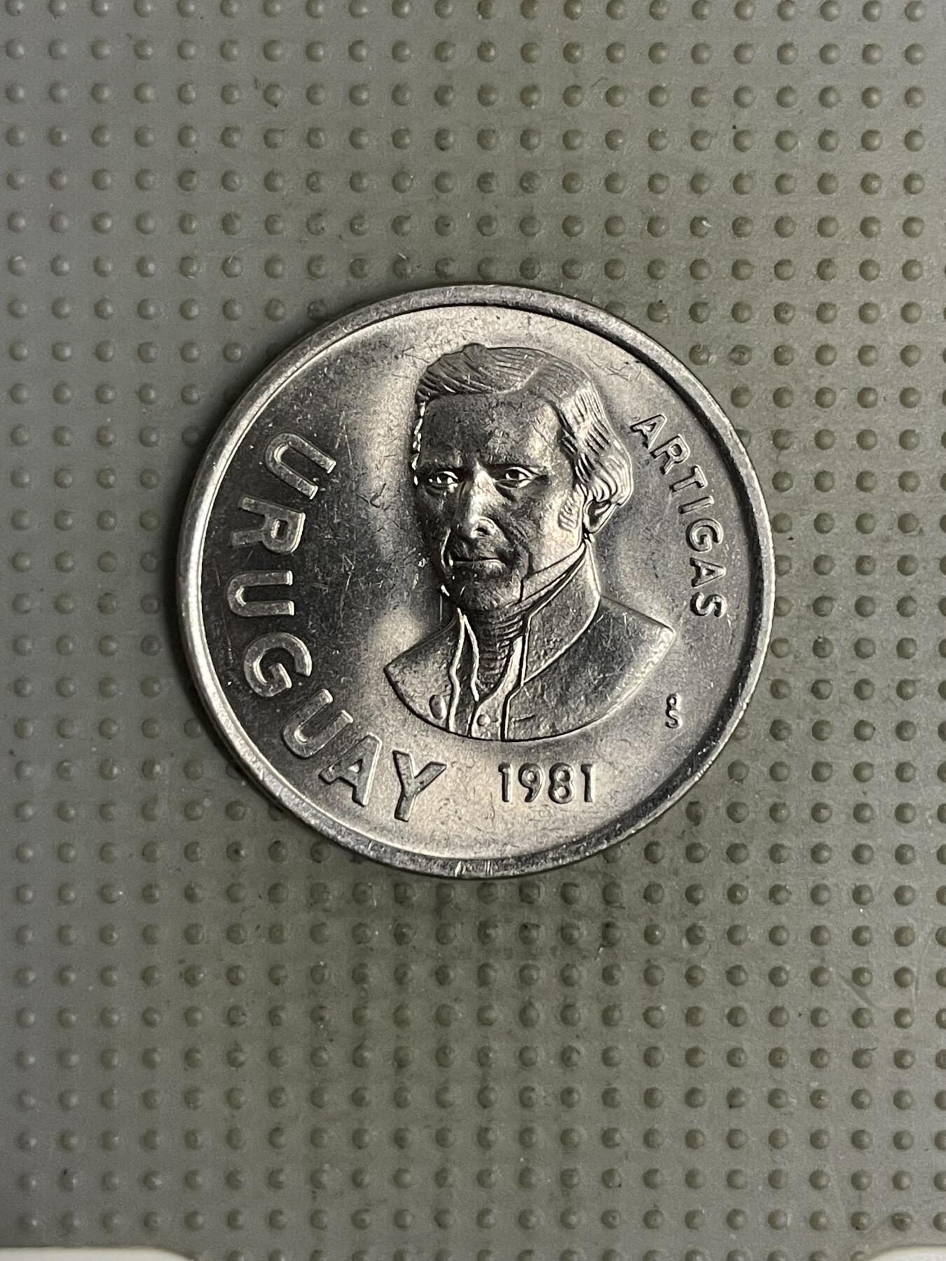 2025年第120场各国散币拍卖（总第120场） 乌拉圭1981年10新索尔