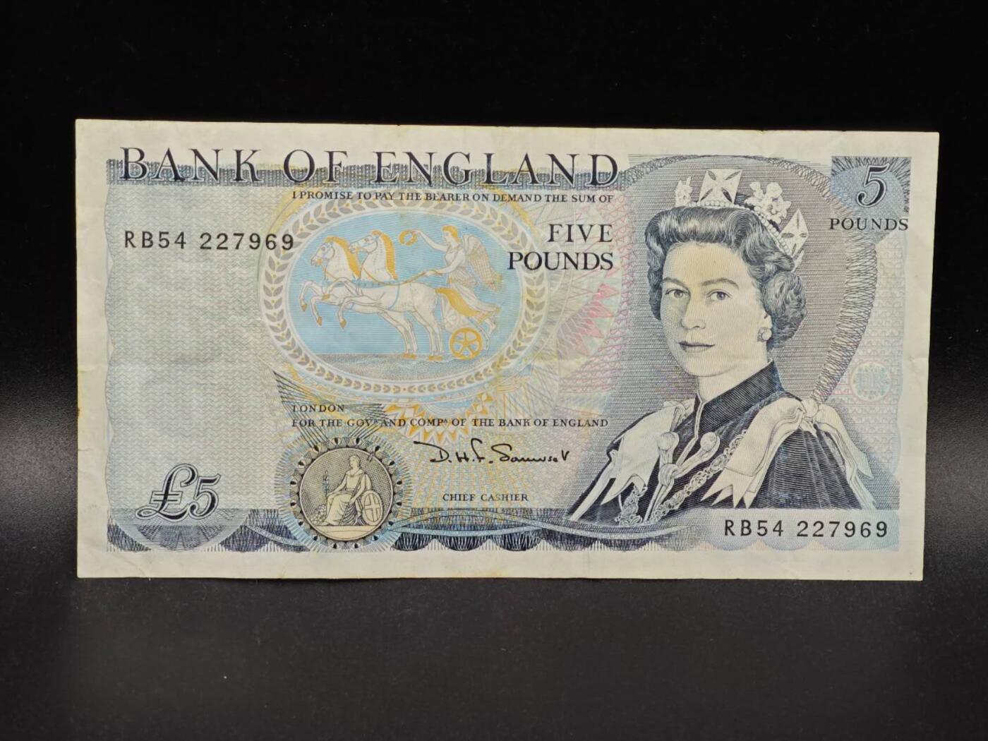 【淘币小摊】限时拍第八百拍  纸币场  满百包邮可预留两周  周一统一发货  英国5镑