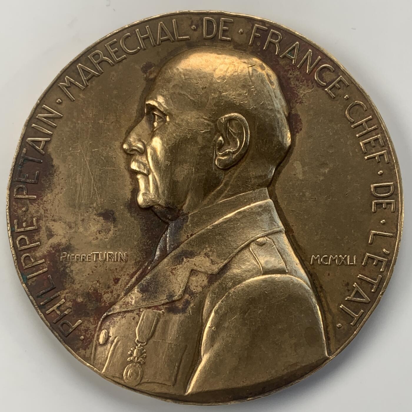 掌中浮雕-藏着的欧洲第042场 1941年法国贝当元帅大铜章，68mm，146g，大师皮埃尔.图林作品