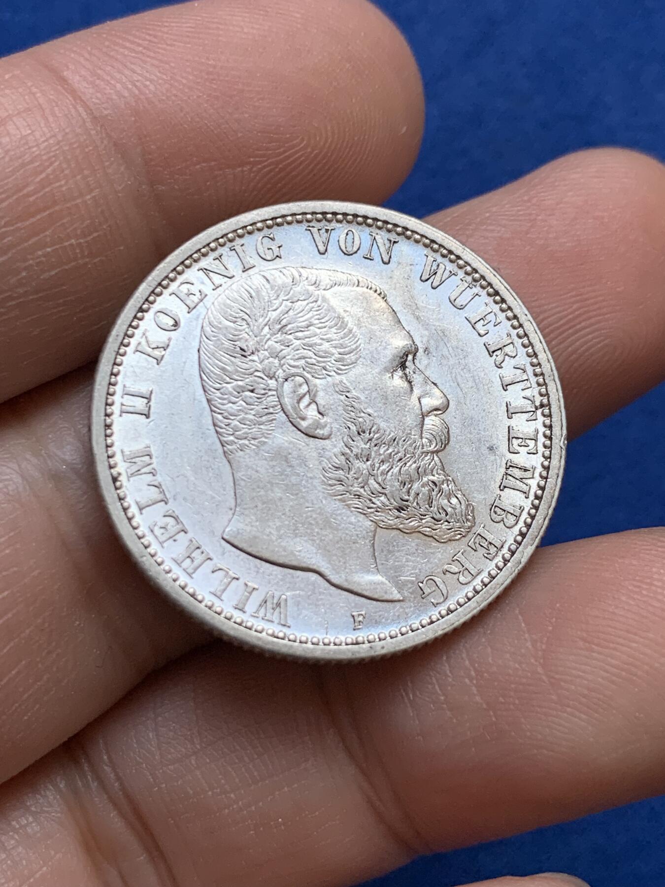 《竞宝斋》第439场 周日，周一，周二 3场连拍 （全场包邮） 德国1913年符登堡2马克银币 好品