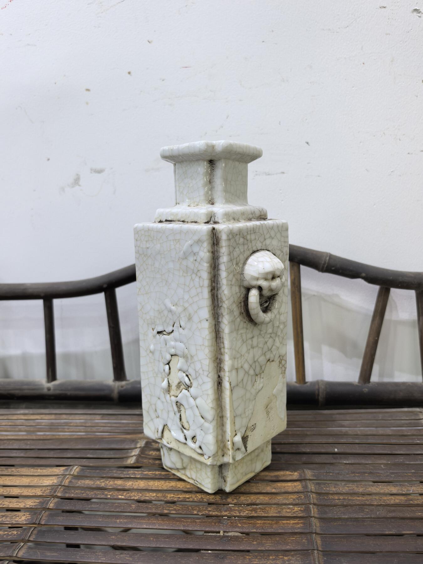 兰馨堂瓷器专场 清代哥釉开碎片瓷四方瓶