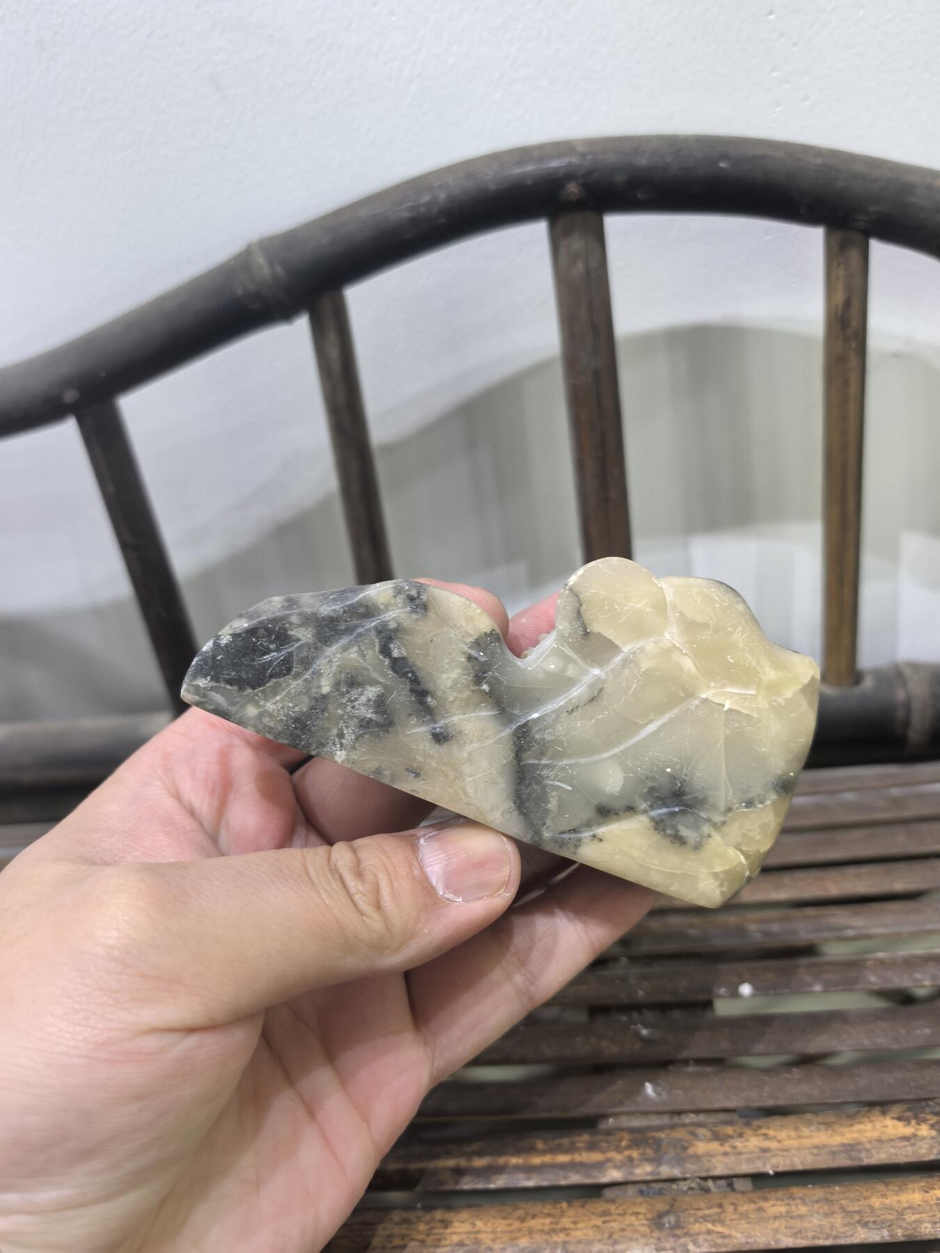 兰馨堂瓷器专场 寿山石高山水墨摆件