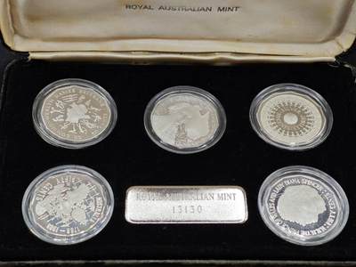 【淘币小摊】实时拍第七百九十九拍   银币套币场   满百包邮可预留二周 每周一统一发货   - 澳大利亚1989年50分精制银币5枚套原盒原证每枚重18克925银 银价960