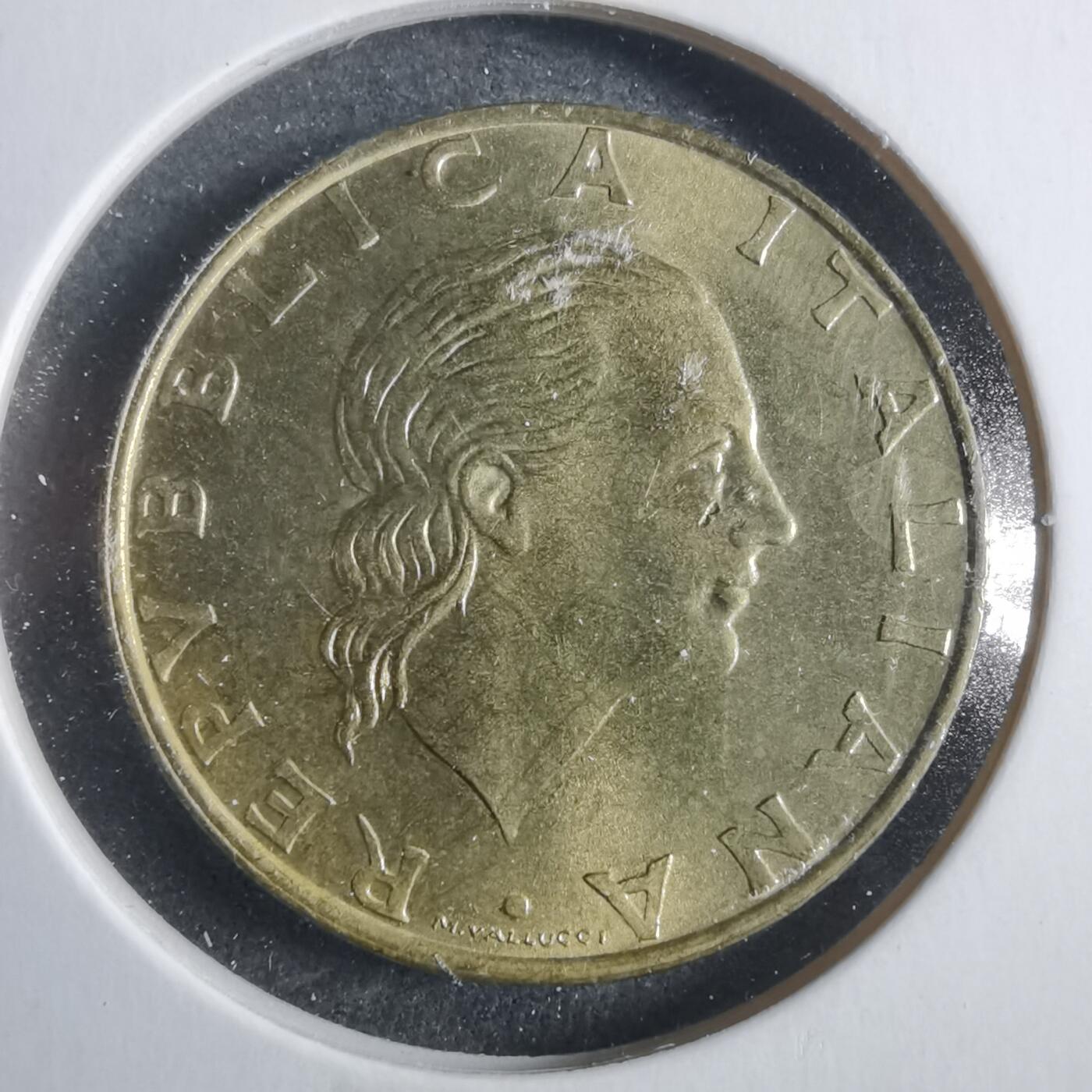 沼泽如烟--第906场 意大利1998年200里拉