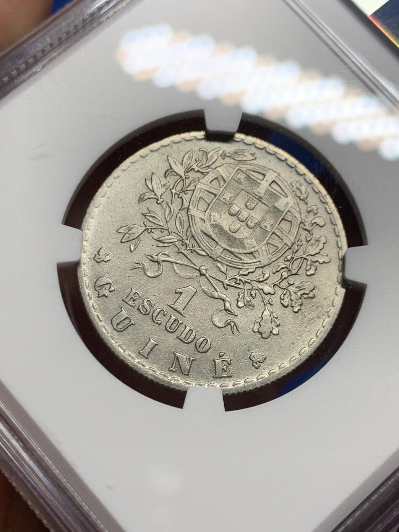 《竞宝斋》第439场 周日，周一，周二 3场连拍 （全场包邮） NGC UNC 葡属几内亚 1933年 1埃斯库多 该系列的最大面值 非常难得品种