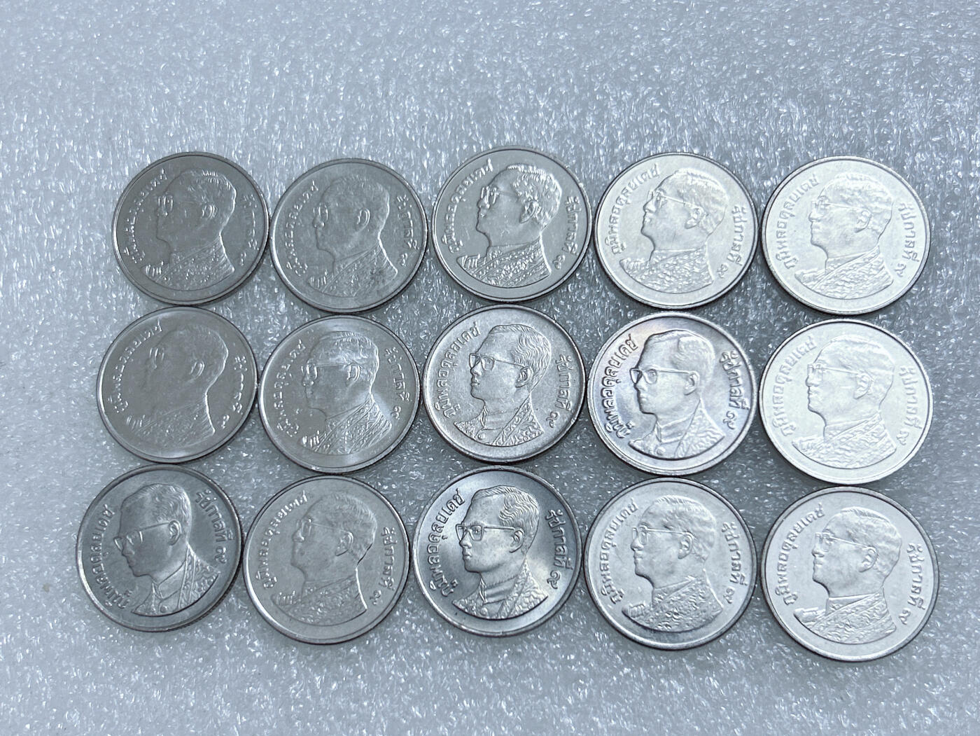 第一海外回流一元起拍收藏 散集专场  第268期 泰国1泰铢硬币 15枚 原光品