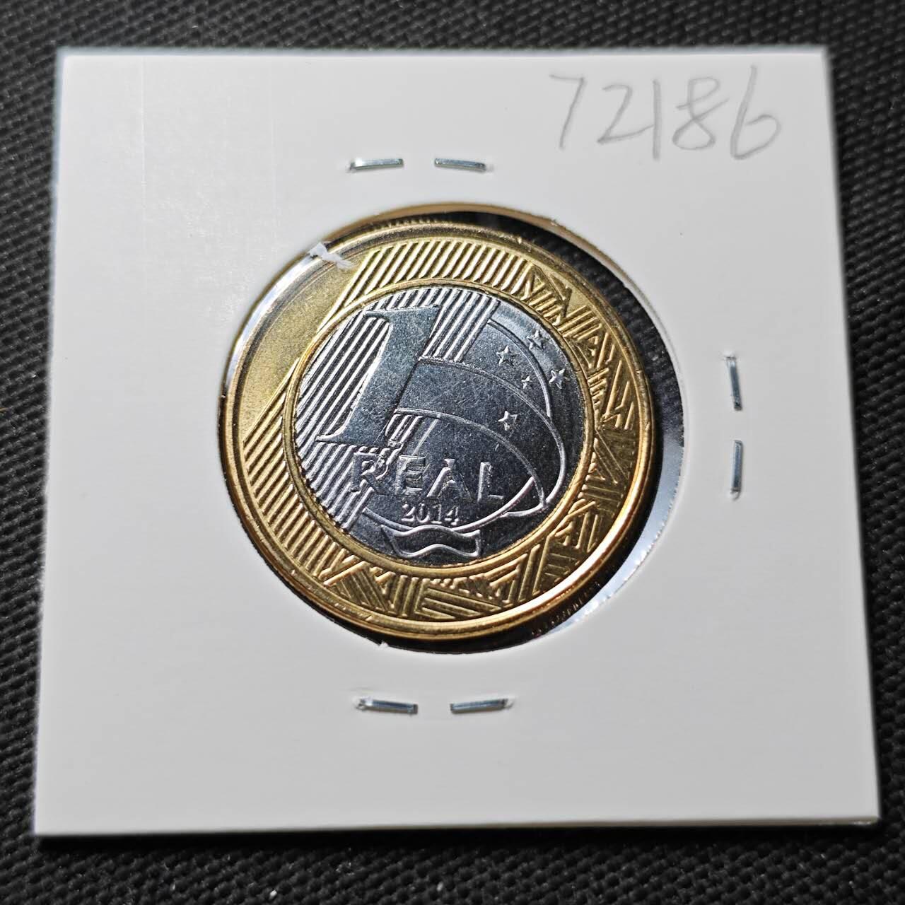 KK钱币收藏小铺  第372场  2月预留时间 周末发货  巴西1瑞尔双色币纪念币 好品