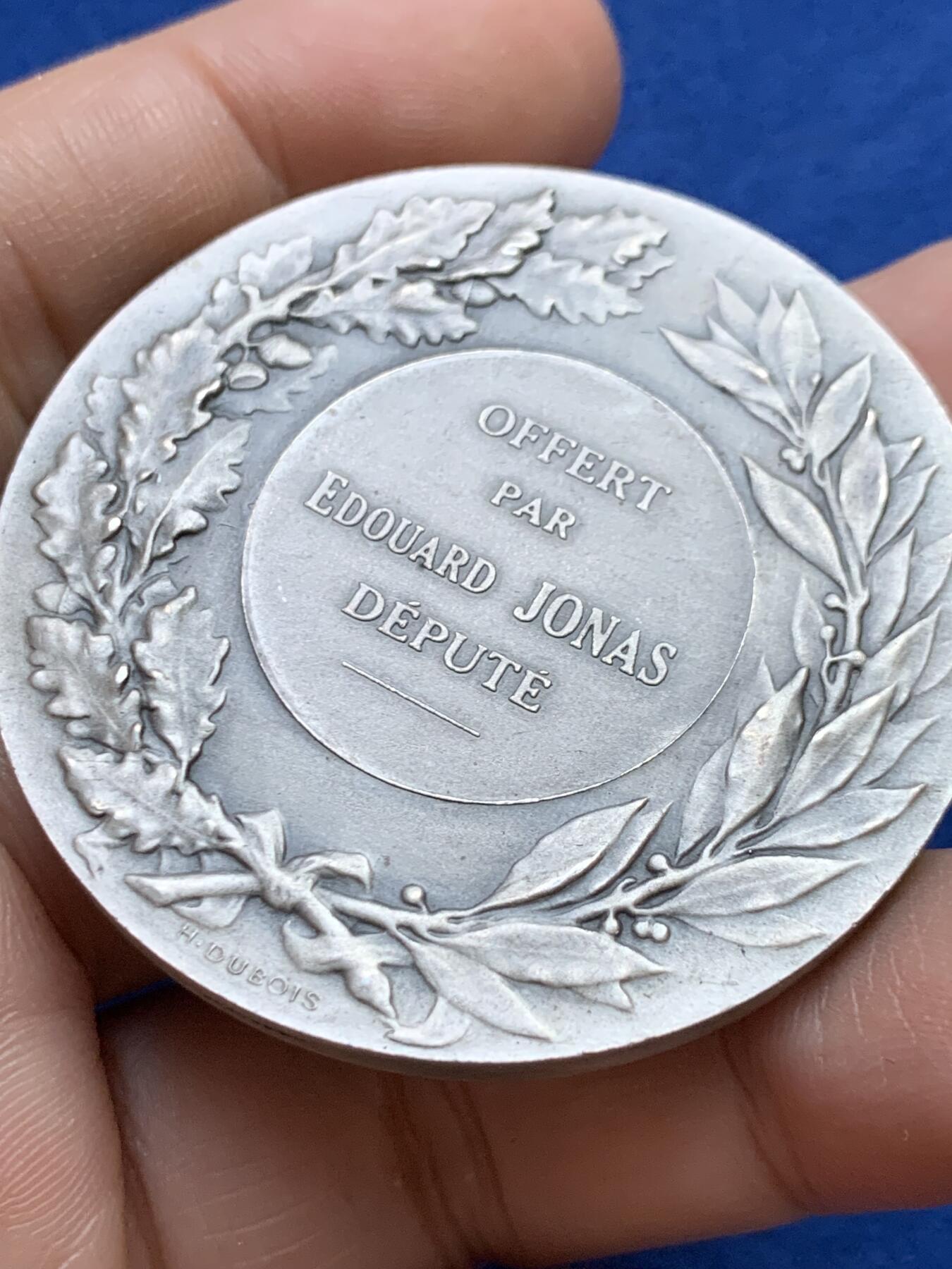 《竞宝斋》第439场 周日，周一，周二 3场连拍 （全场包邮） 法国参议员镀银大铜章 杜布瓦名作 直径49.6mm 重量57.2g