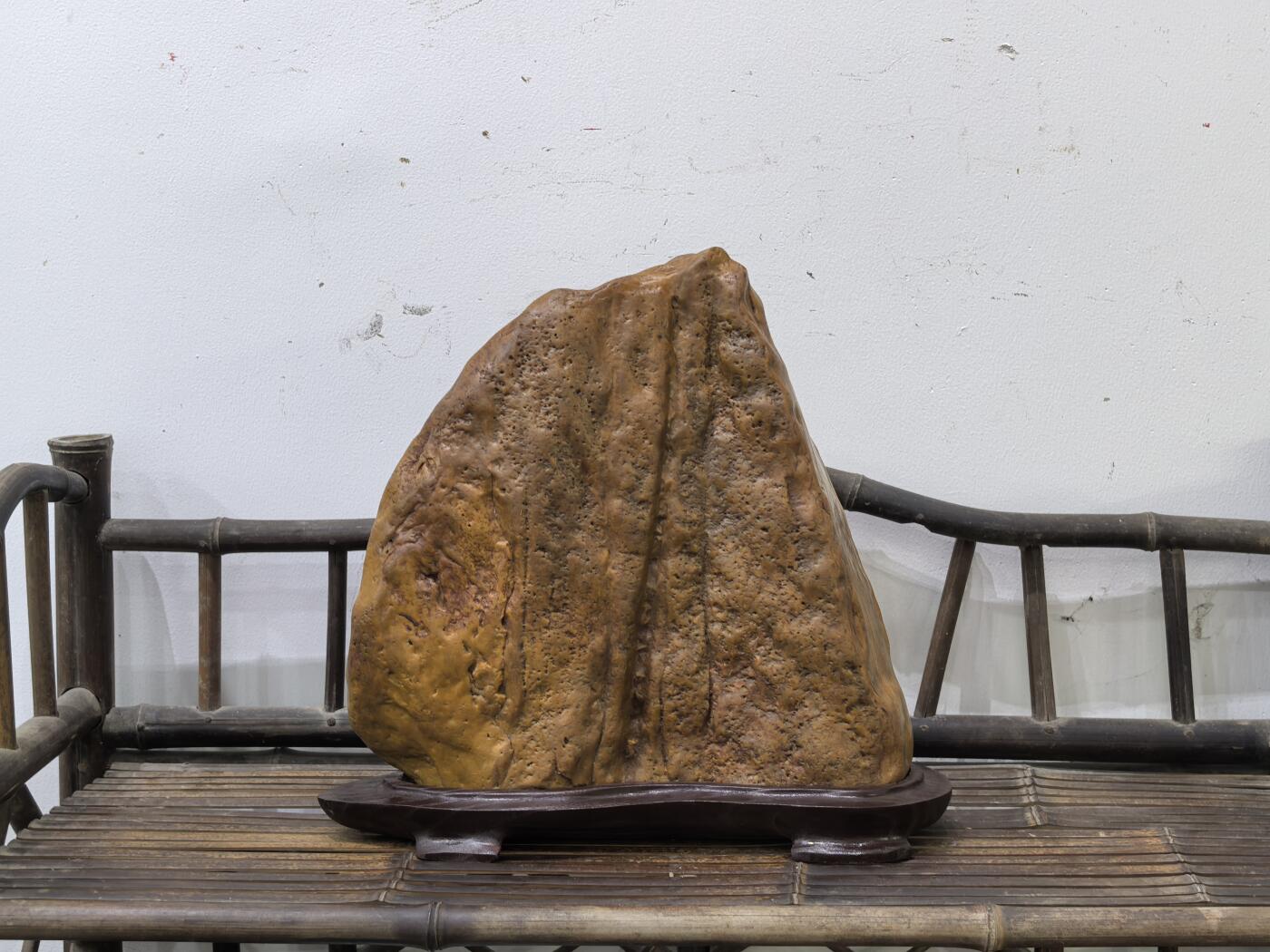 兰馨堂古玩杂项专场 老黄蜡石山子摆件