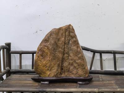 兰馨堂古玩杂项专场 - 老黄蜡石山子摆件