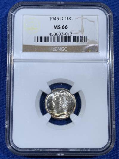 《竞宝斋》第439场 周日，周一，周二 3场连拍 （全场包邮） - NGC MS66 美国 1945年D版 小飞人 10美分银币