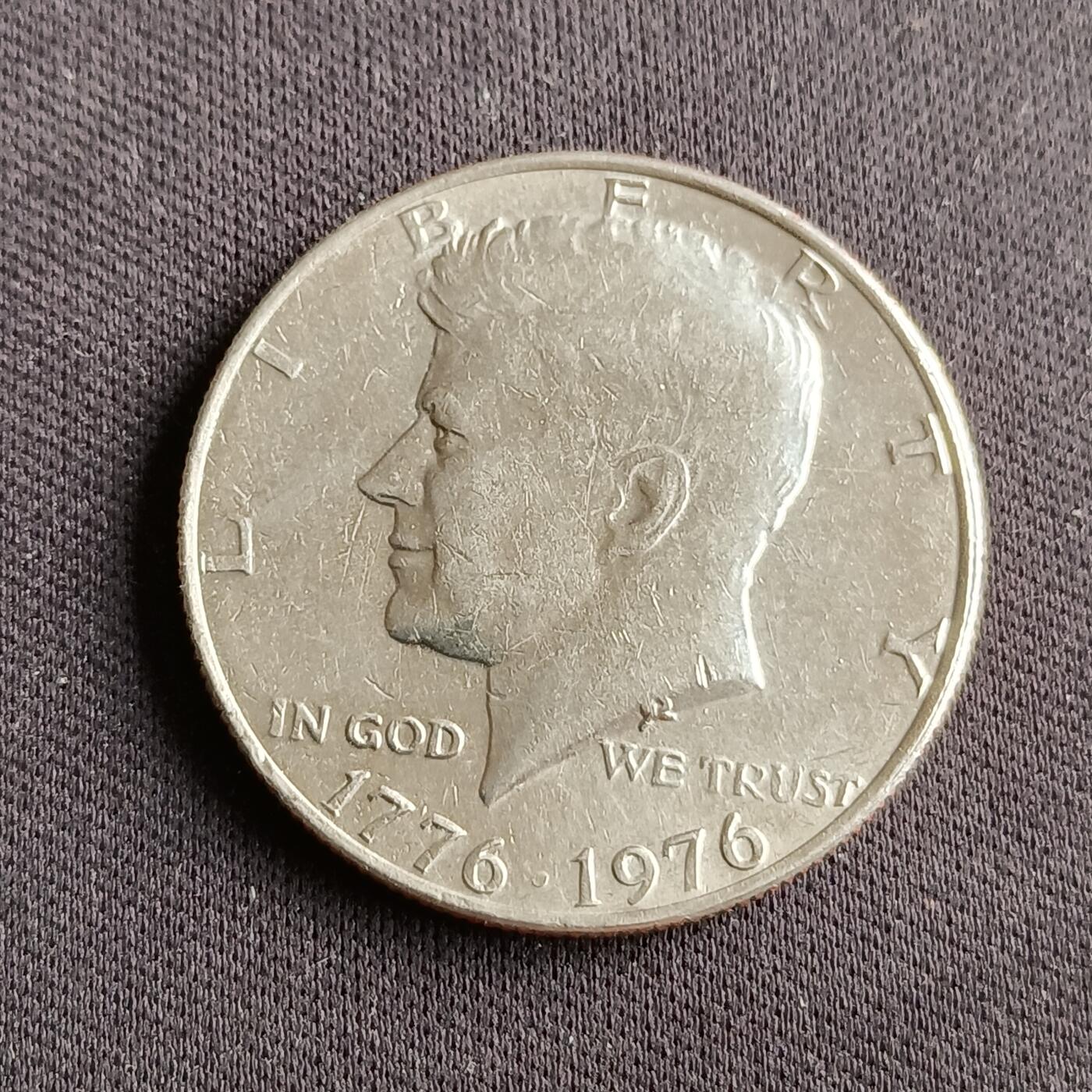 【游宝拍卖】乙巳蛇年88期 佣金1+6% 美国-1/2美元 1976年 建国200周年纪念币