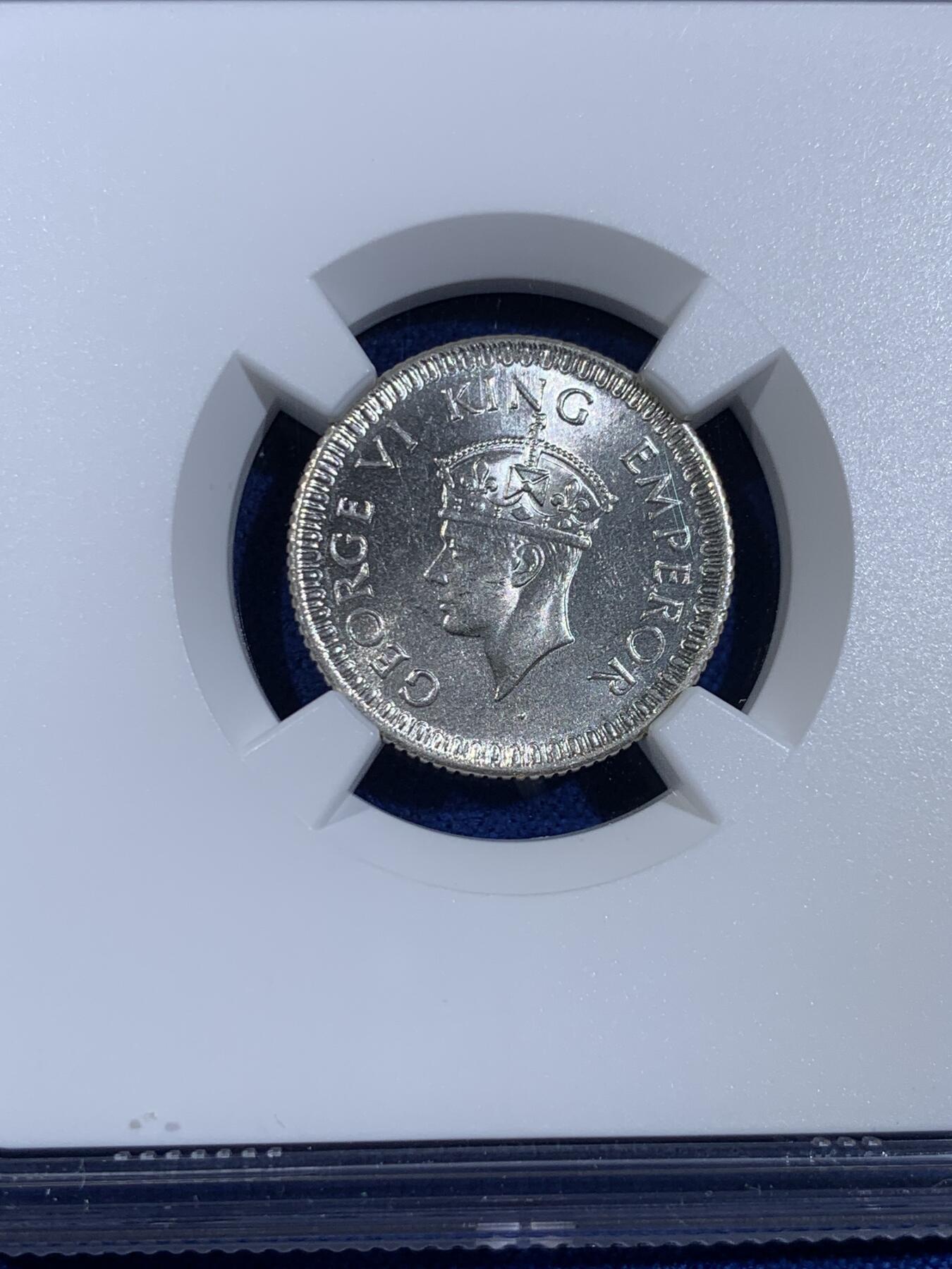 《竞宝斋》第439场 周日，周一，周二 3场连拍 （全场包邮） NGC MS64 英属印度1943年乔治六世1/4卢比银币 卷拆原光